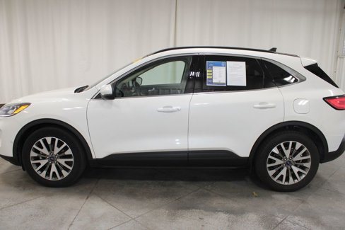 Used 2020 Ford Escape Titanium w/ Titanium Premium Package 2.0 image 6
