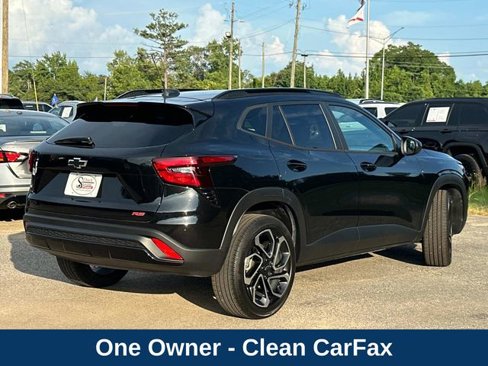 Used 2024 Chevrolet Trax RS w/ Driver Confidence Package image 5