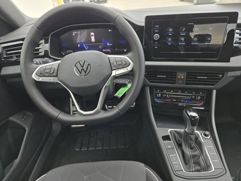 New 2025 Volkswagen Jetta Sport image 9