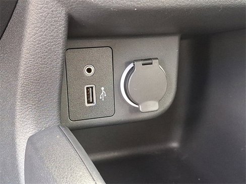 Used 2024 Nissan Kicks S image 24