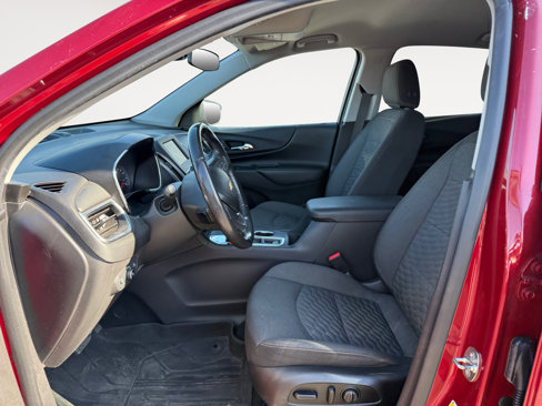 Used 2020 Chevrolet Equinox LT w/ Driver Convenience Package image 10