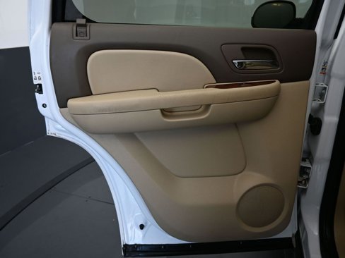 Used 2014 Chevrolet Tahoe LT image 27
