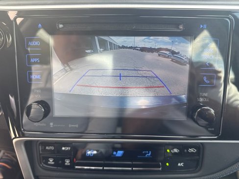 Used 2017 Toyota Corolla SE image 30