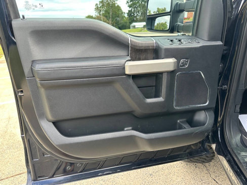 Used 2021 Ford F250 Lariat image 14