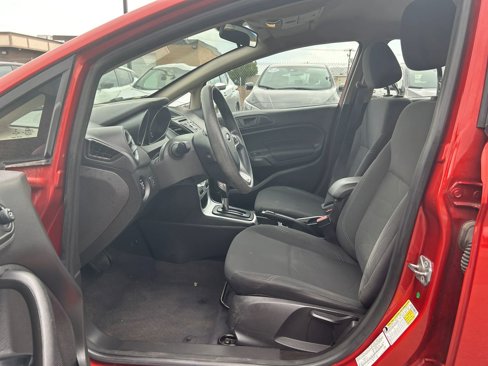 Used 2019 Ford Fiesta SE w/ Cold Weather Package image 9
