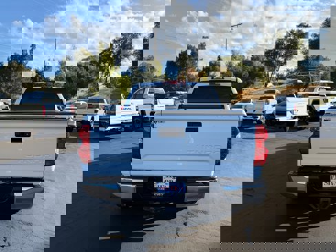 Used 2017 Toyota Tundra SR5 image 7