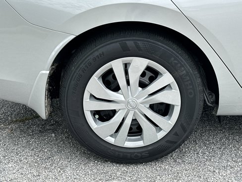New 2025 Nissan Versa S w/ Trunk Package image 17
