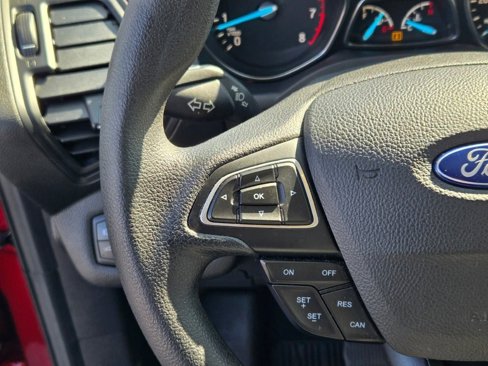 Used 2018 Ford Escape SE image 28
