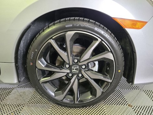 Used 2019 Honda Civic Sport image 3