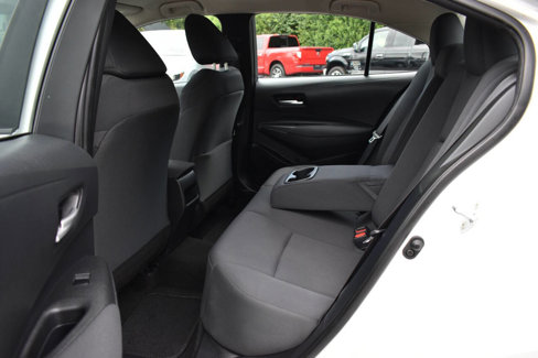 Used 2021 Toyota Corolla LE image 9