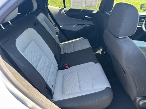 Used 2020 Chevrolet Equinox LS w/ LS Convenience Package image 16