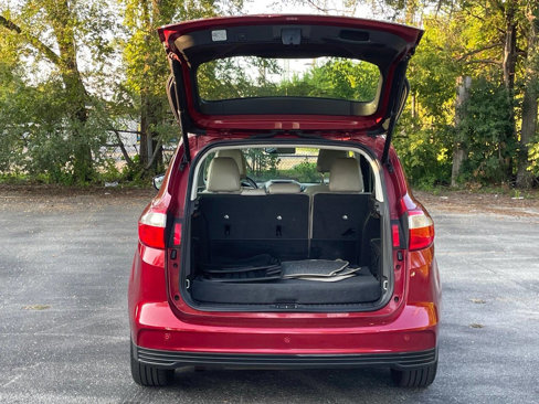 Used 2013 Ford C-MAX SEL image 12