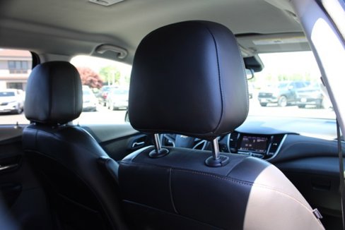 Used 2021 Chevrolet Trax LT w/ Driver Confidence Package image 28
