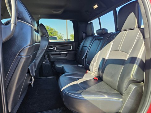 Used 2018 RAM 3500 Laramie Longhorn image 18