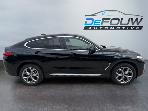 Used 2025 BMW X4 xDrive30i image 13