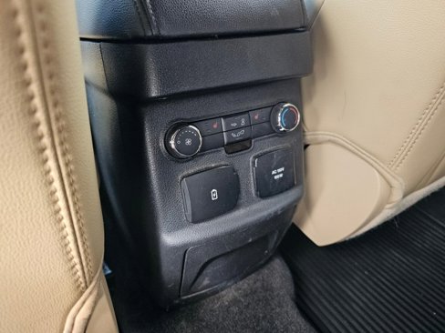 Used 2016 Ford Explorer Limited image 25