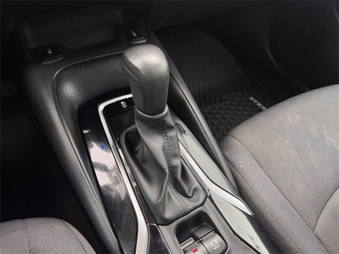 Used 2020 Toyota Corolla LE image 12