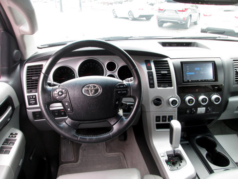 Used 2008 Toyota Sequoia Limited image 32