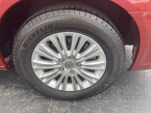 Used 2013 Chrysler Town & Country Touring-L w/ Premium Group image 30