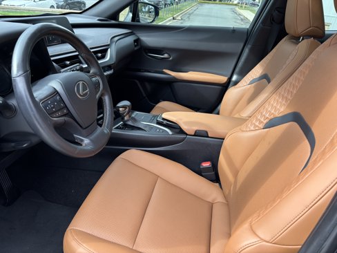 Used 2022 Lexus UX 250h w/ Premium Package image 16