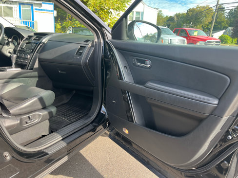 Used 2011 MAZDA CX-9 Touring w/ Moonroof & Bose Audio Pkg image 18