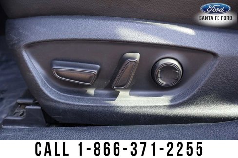 Used 2024 Toyota Camry SE image 18
