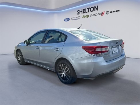 Used 2019 Subaru Impreza 2.0i image 3