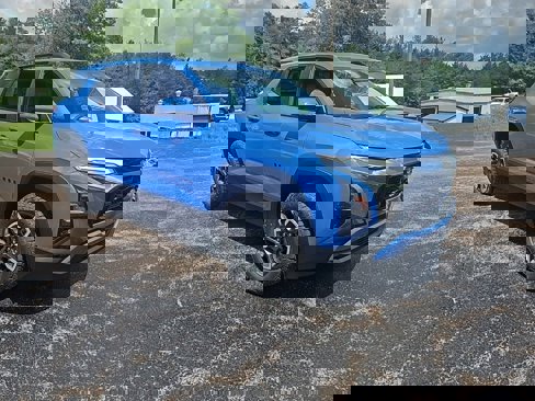 New 2026 Chevrolet Equinox ACTIV w/ Safety and Technology Package image 7