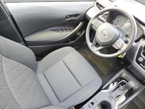 Used 2025 Toyota Corolla LE image 16