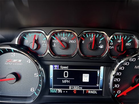 Used 2017 Chevrolet Silverado 1500 LT w/ Midnight Edition image 37