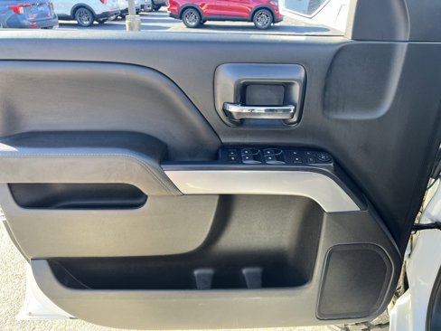 Used 2018 Chevrolet Silverado 1500 LT w/ All Star Edition image 16
