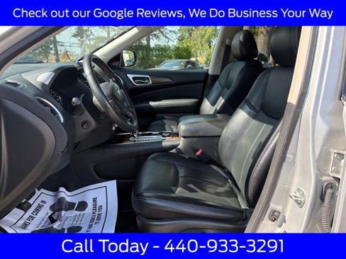 Used 2020 Nissan Pathfinder Platinum image 12