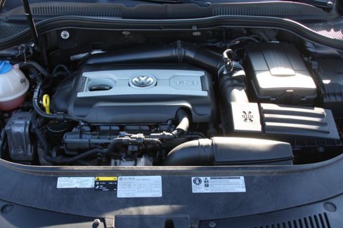 Used 2016 Volkswagen CC Sport image 13