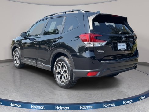 Used 2019 Subaru Forester Premium image 5