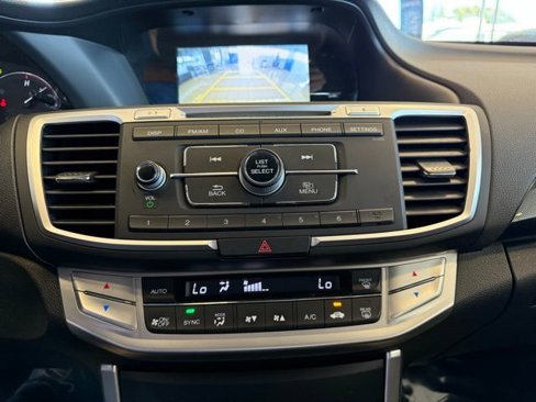 Used 2014 Honda Accord Sport image 15