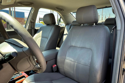 Used 2005 Toyota Camry XLE image 10