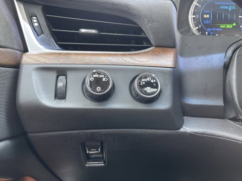 Used 2018 Cadillac Escalade ESV Premium Luxury w/ LPO, Radiant Package image 37