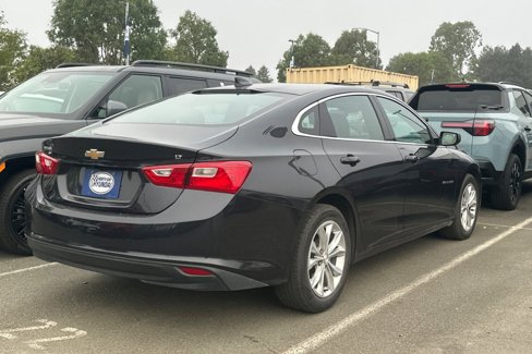 Used 2023 Chevrolet Malibu LT image 3