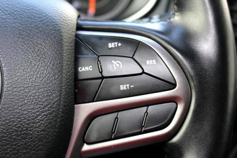 Used 2021 Jeep Cherokee Latitude Plus image 29