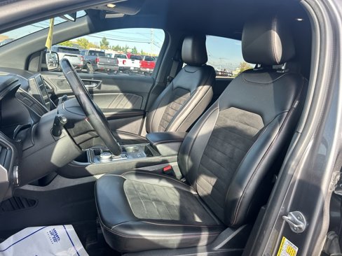 Certified 2022 Ford Edge ST-Line image 14