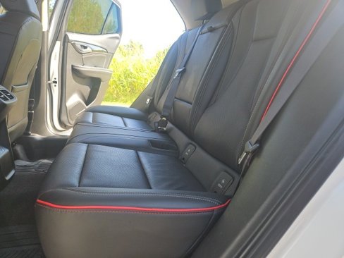 Certified 2023 Buick Envision Essence w/ Sport Touring Package image 17