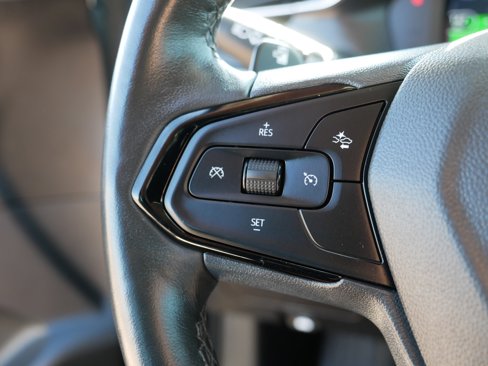 Used 2023 Chevrolet Bolt EUV LT w/ Convenience Package image 28