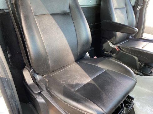 Used 2020 Ford Transit 250 Medium Roof image 27