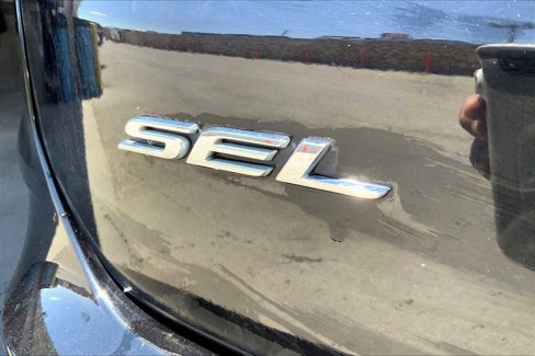 Certified 2023 Ford Edge SEL image 9