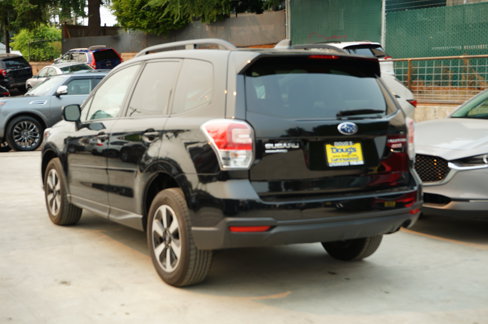Used 2017 Subaru Forester 2.5i Premium image 8