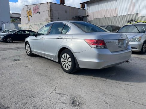Used 2010 Honda Accord LX image 7