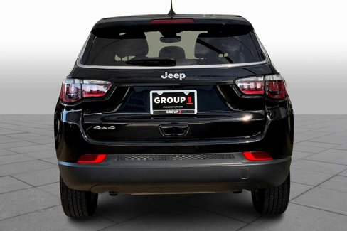 Certified 2023 Jeep Compass Sport image 4