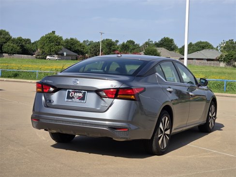 Used 2022 Nissan Altima 2.5 SV image 7
