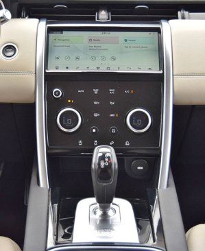 Used 2020 Land Rover Discovery Sport S image 30