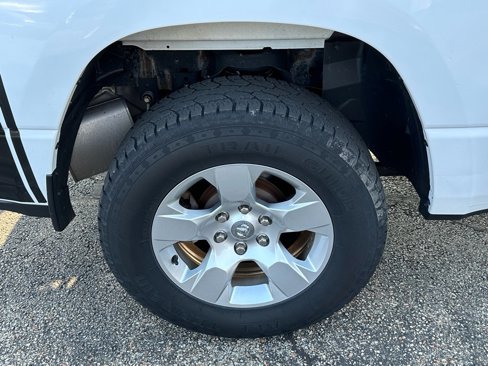 Certified 2019 RAM 1500 Big Horn image 5